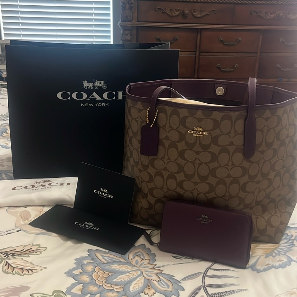 Signature Couch Tote Final Price